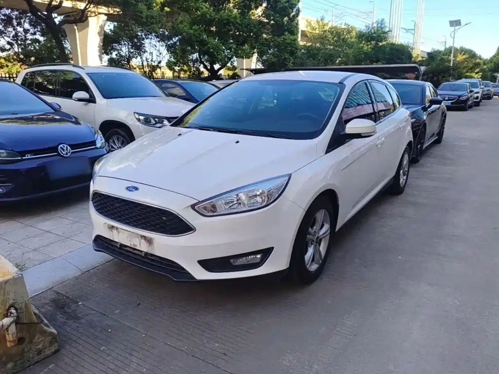 Ford Focus 2016 — фото 2