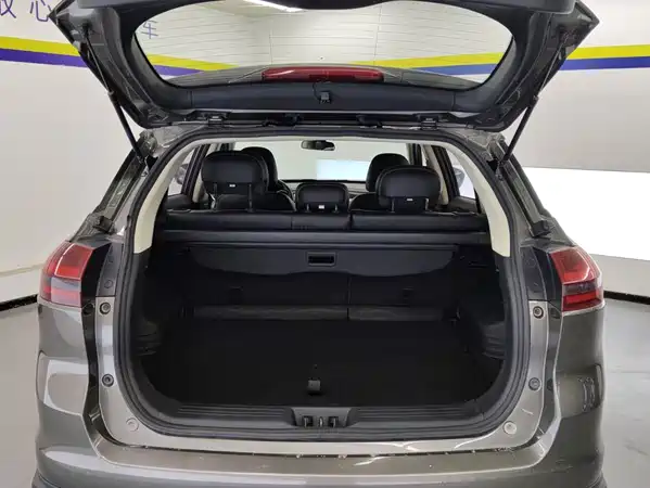 Geely Boyue 2018