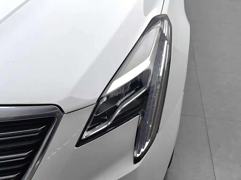 Cadillac XTS 2018 — фото 7
