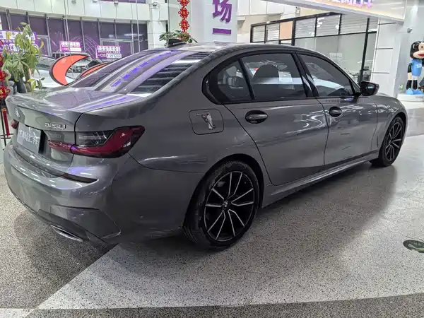 BMW 3 Series 2021