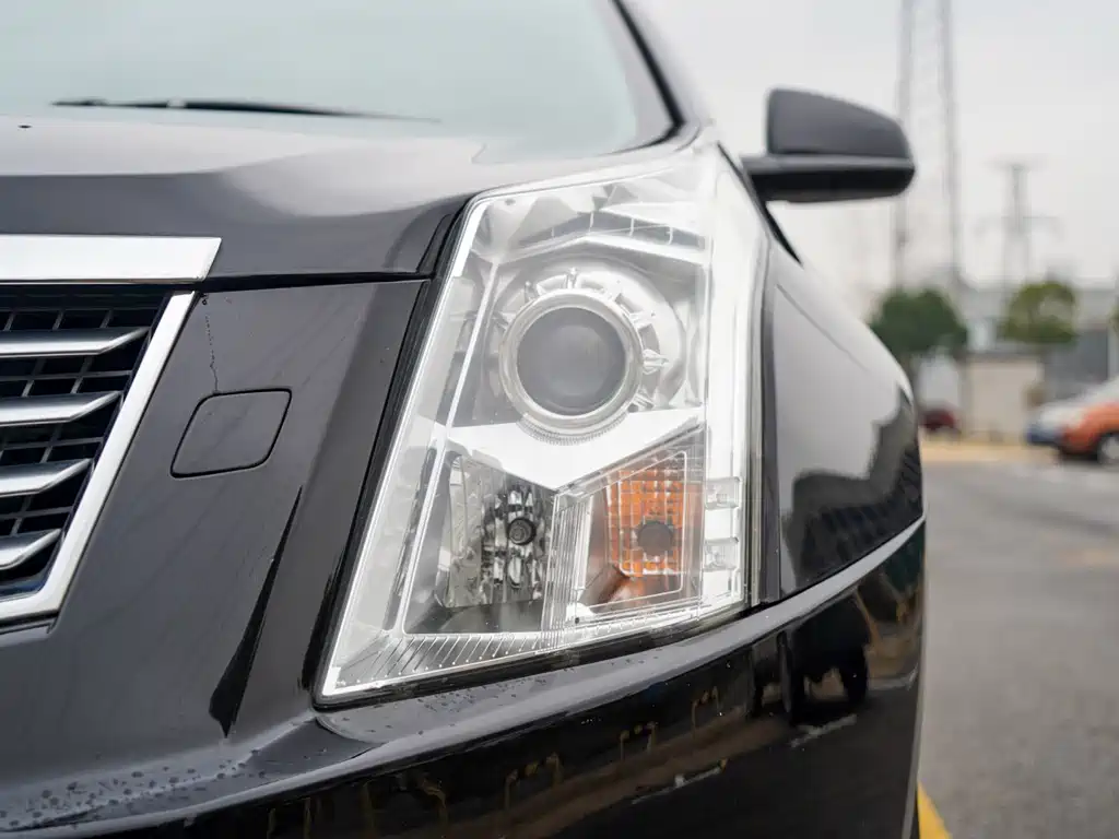 Cadillac SRX 2015 — фото 8