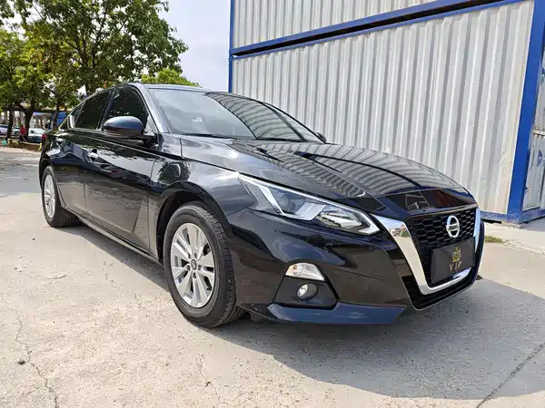 Nissan Teana 2022