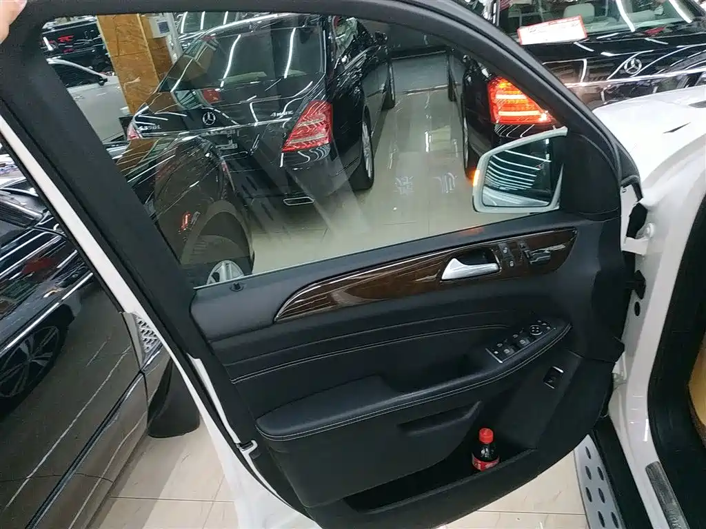 Mercedes-Benz M-Class 2015 — фото 17