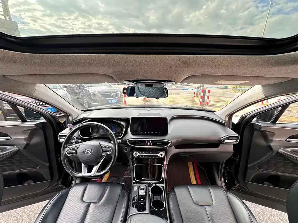 Hyundai Santa Fe 2020 — фото 14