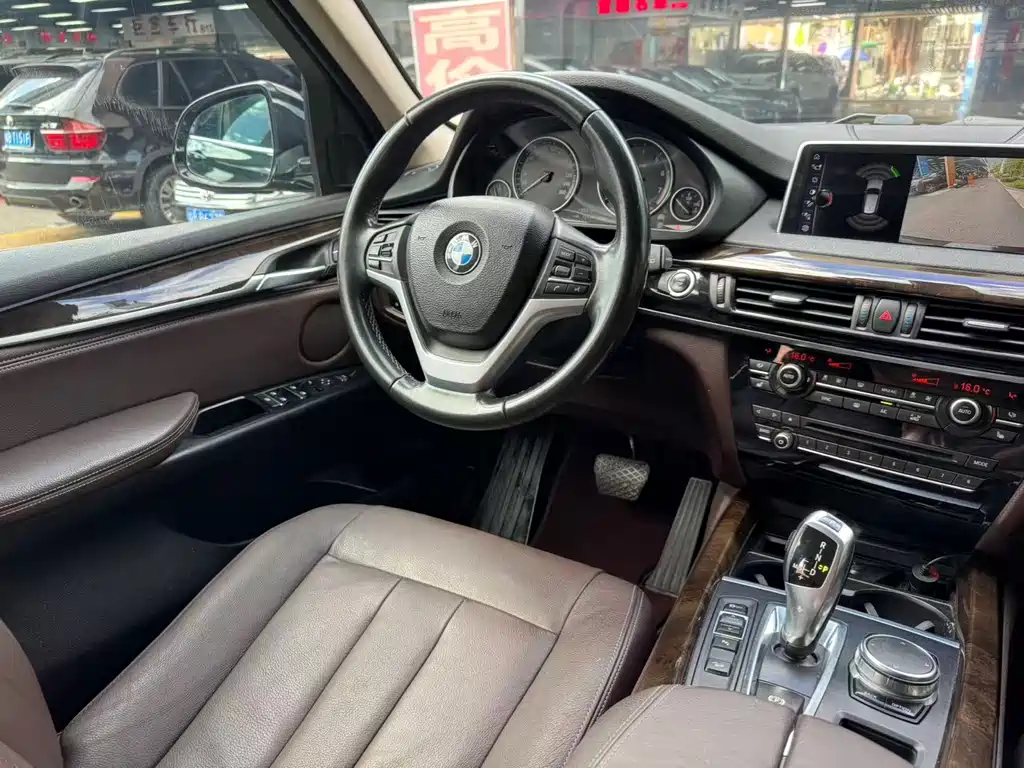 BMW X5 2017 — фото 10