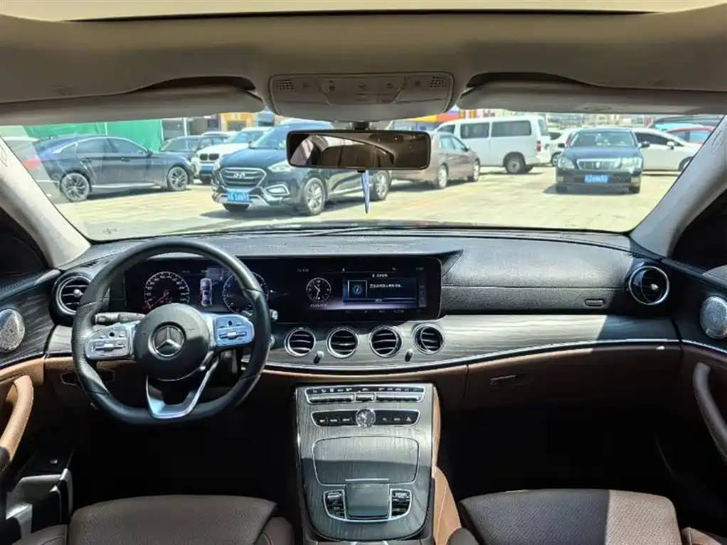 Mercedes-Benz E-Class 2019 — фото 5