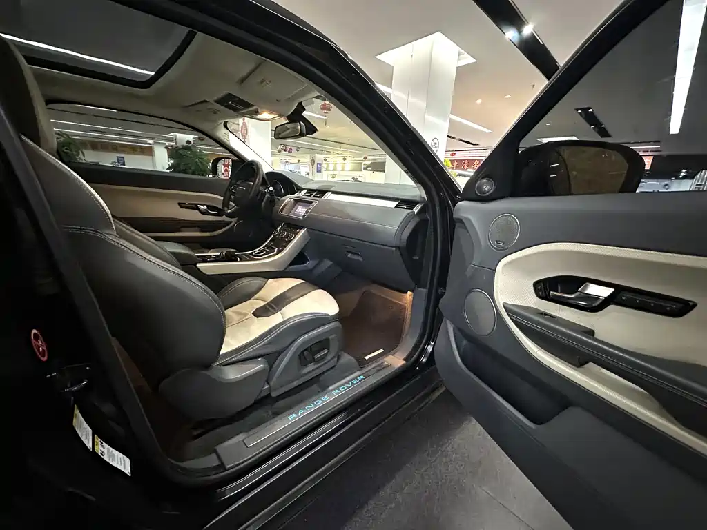 Land Rover Range Rover Evoque 2012 — фото 22
