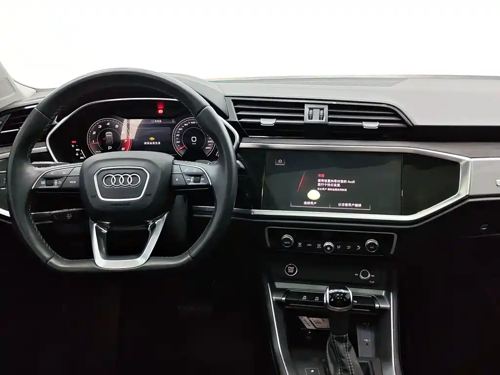 Audi Q3 2022 — фото 11