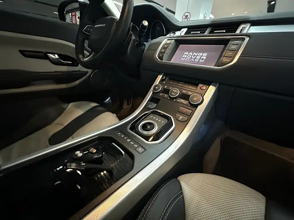 Land Rover Range Rover Evoque 2012 — фото 19