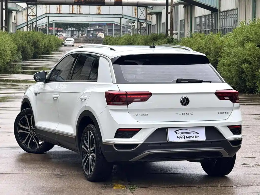 Volkswagen T-Roc 2022 — фото 12