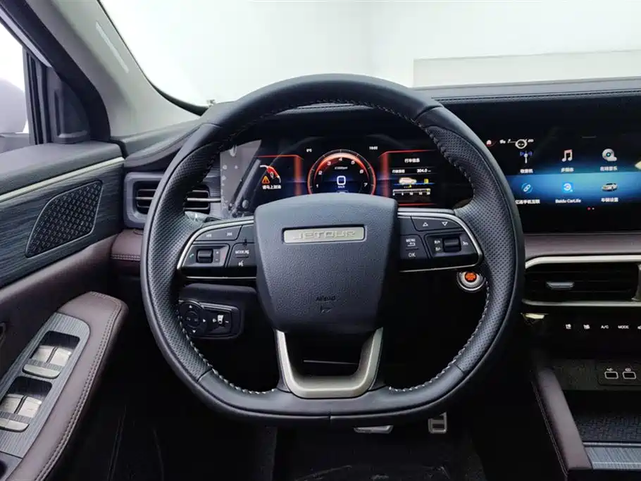 Jetour X90 PLUS 2025 — фото 15
