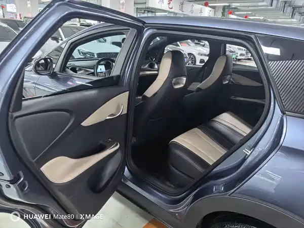 BYD Dolphin 2025