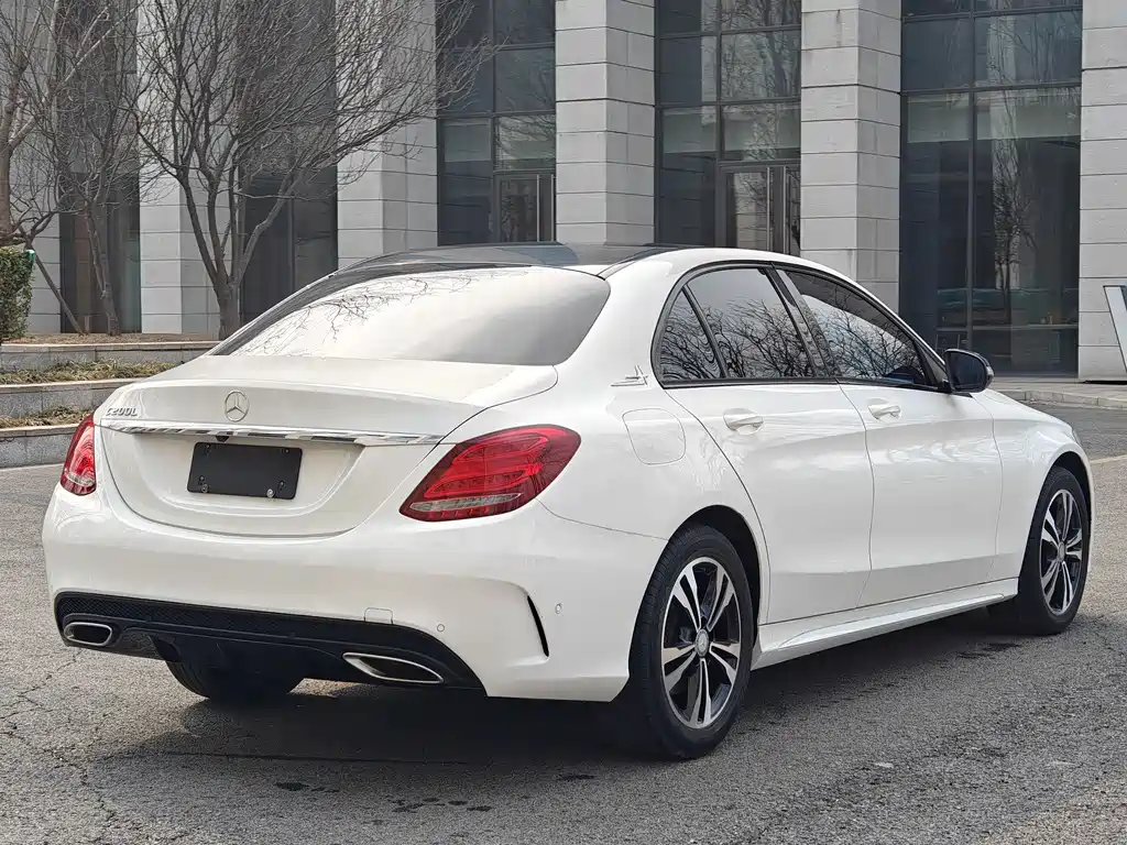 Mercedes-Benz C-Class 2016 — фото 9