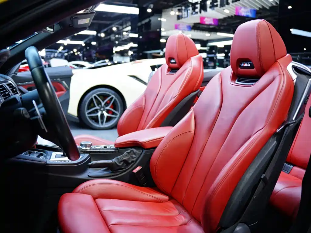 BMW M4 2018 — фото 11