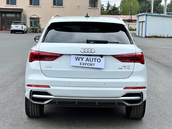 Audi Q3 2021