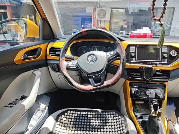 Volkswagen T-Cross 2021