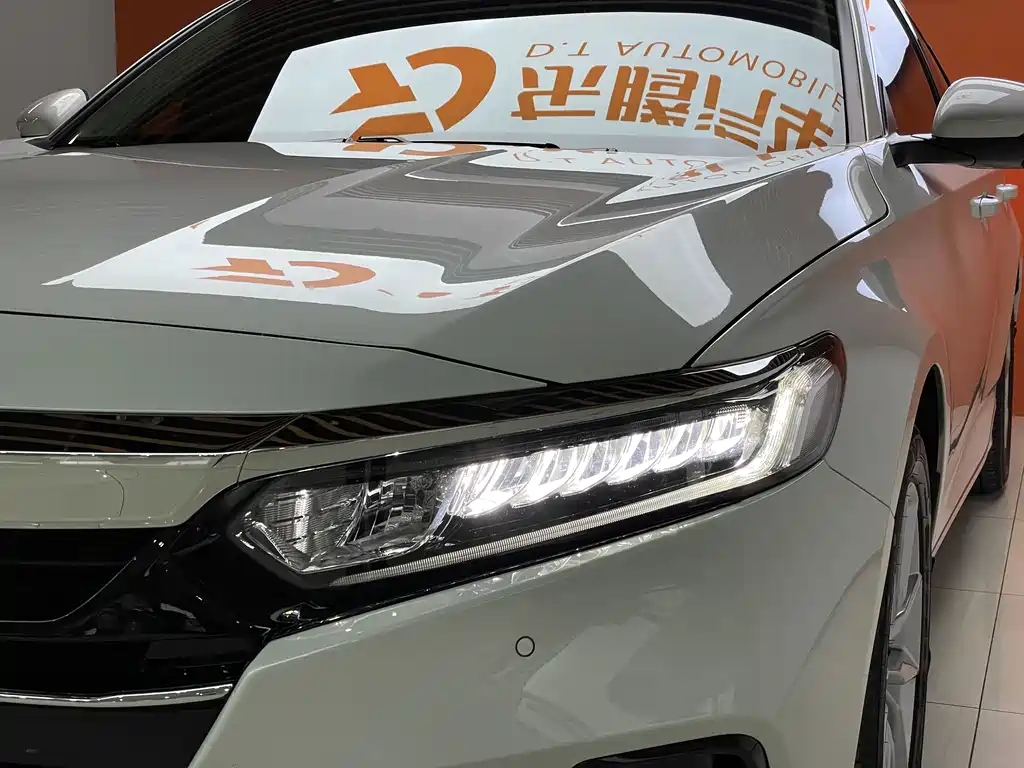 Honda Accord 2023 — фото 4