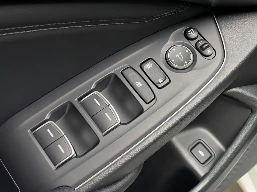 Honda Accord 2023 — фото 25