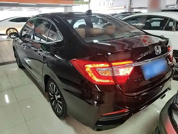 Honda Crider 2015