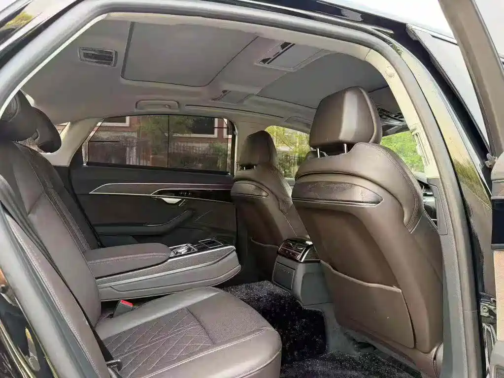 Audi A8 2021