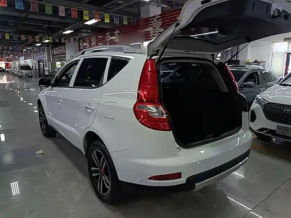 Geely GX7 2015