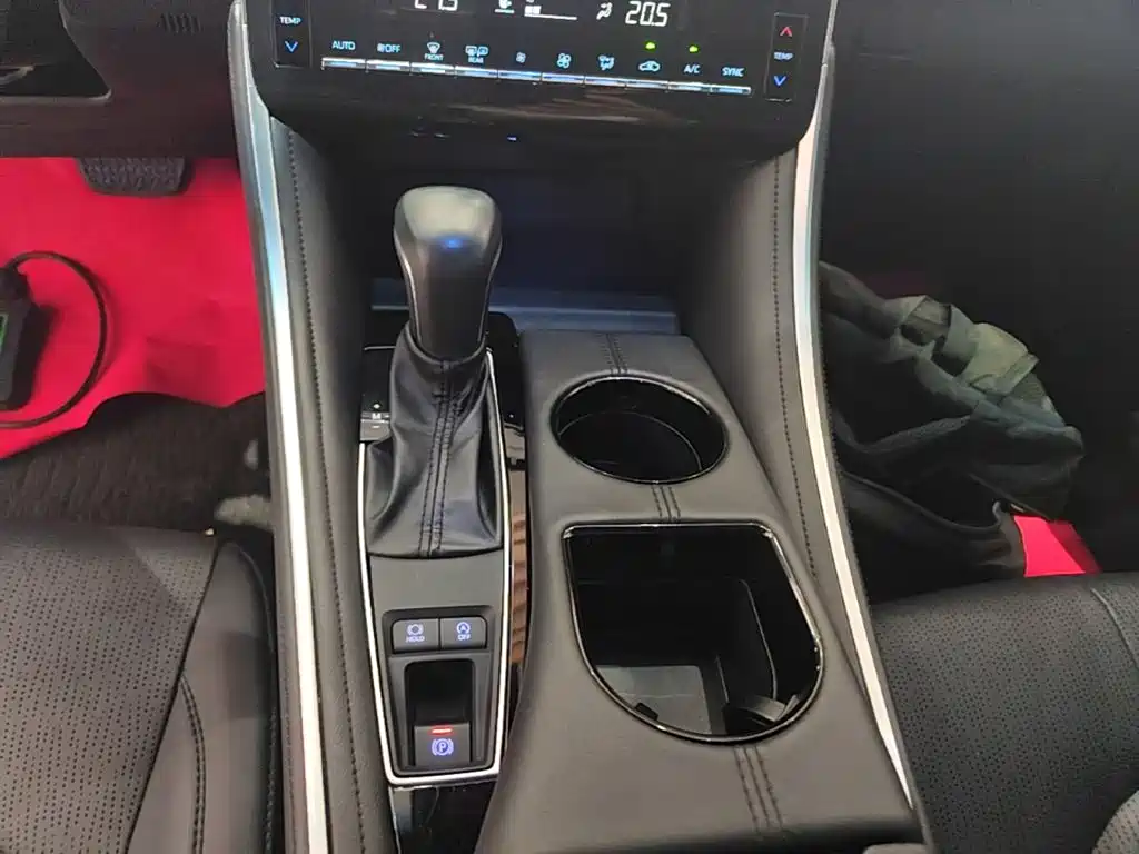 Toyota Avalon 2023 — фото 14