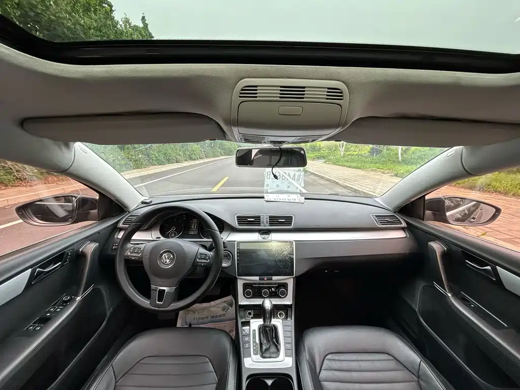 Volkswagen Magotan 2014
