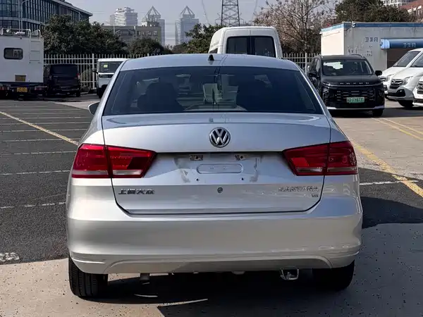 Volkswagen Santana 2014