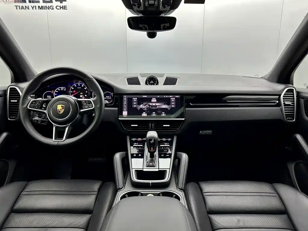 Porsche Cayenne 2020 — фото 17