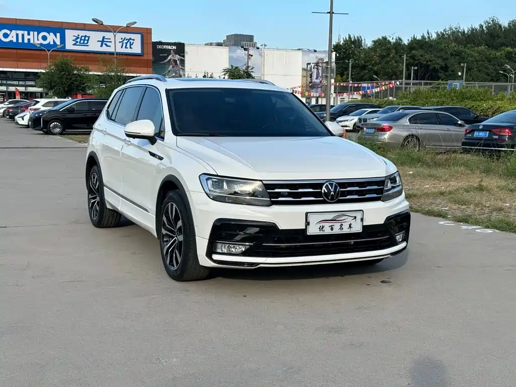 Volkswagen Tiguan L 2021