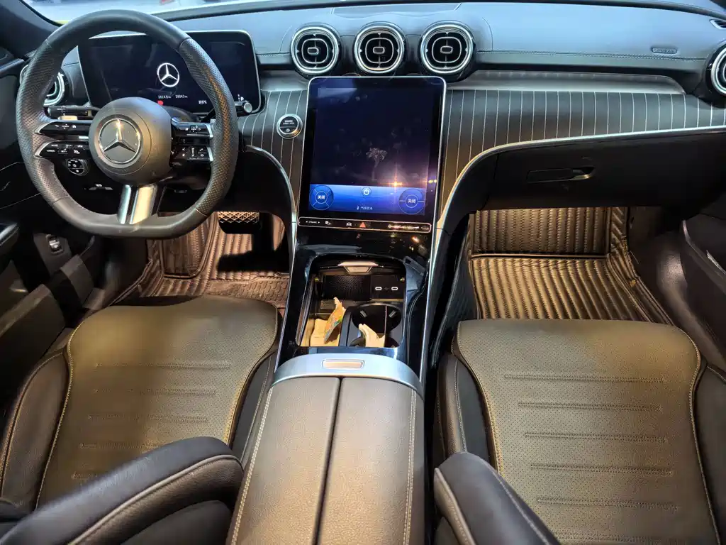 Mercedes-Benz C-Class 2022 — фото 9