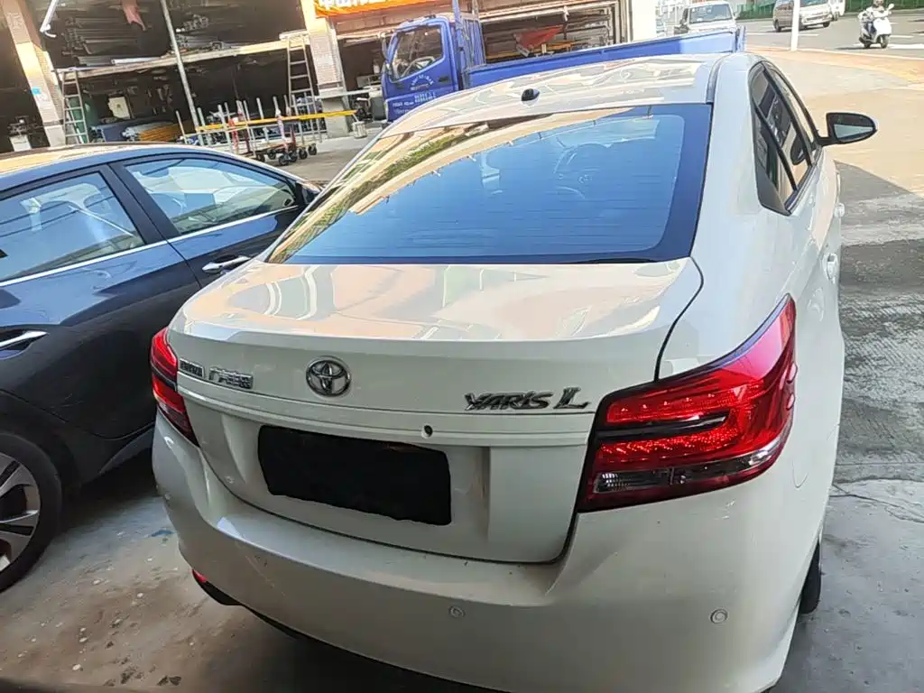 Toyota Yaris L 2019