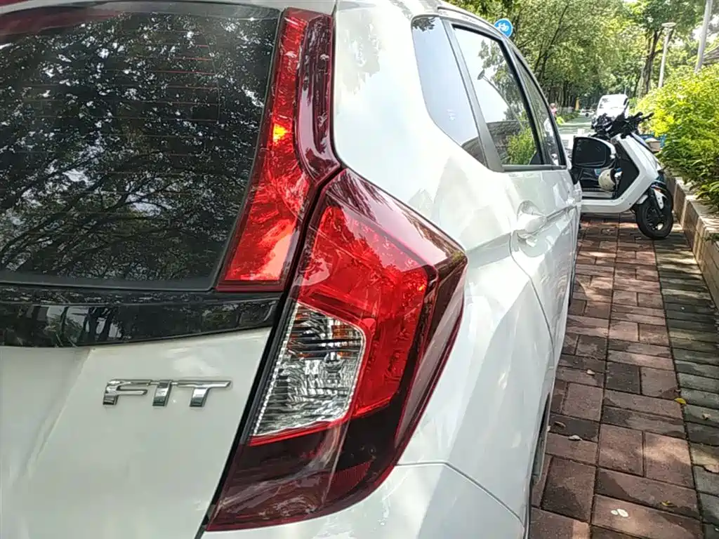 Honda Fit 2019 — фото 8