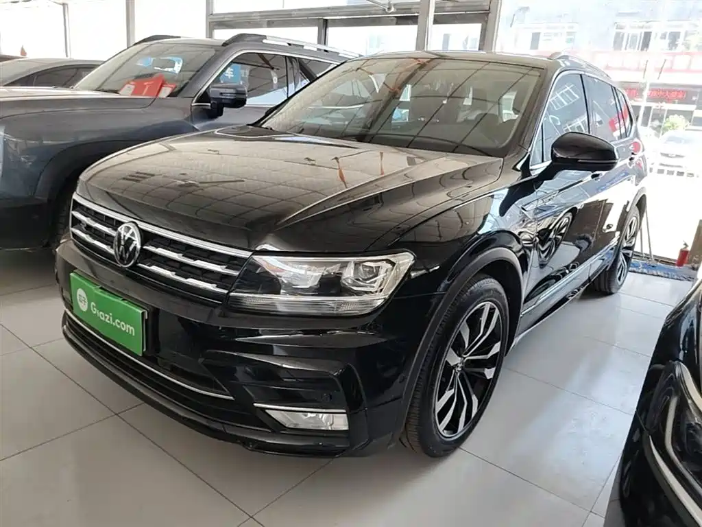 Volkswagen Tiguan L 2021 — фото 2