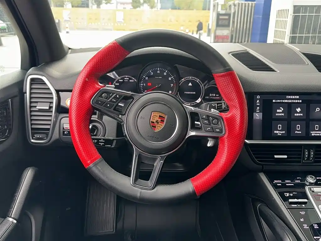 Porsche Cayenne 2019 — фото 7