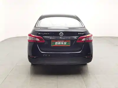 Nissan Sylphy 2013