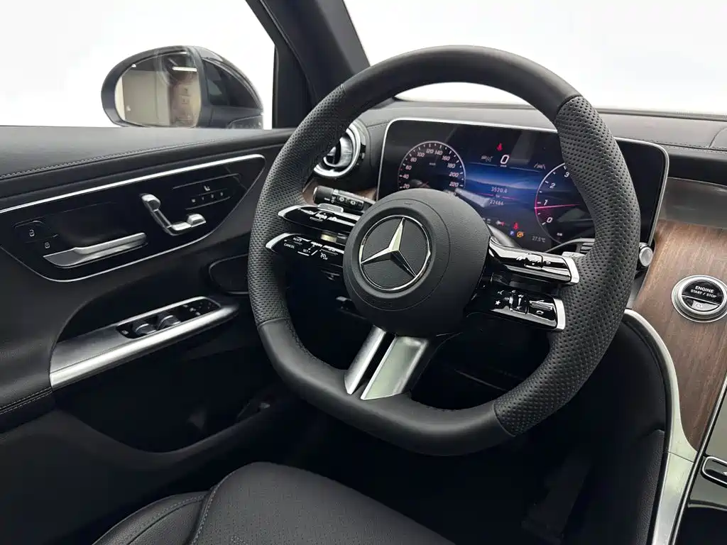 Mercedes-Benz GLC 2025 — фото 10