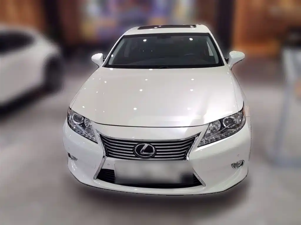 Lexus ES 2014 — фото 5