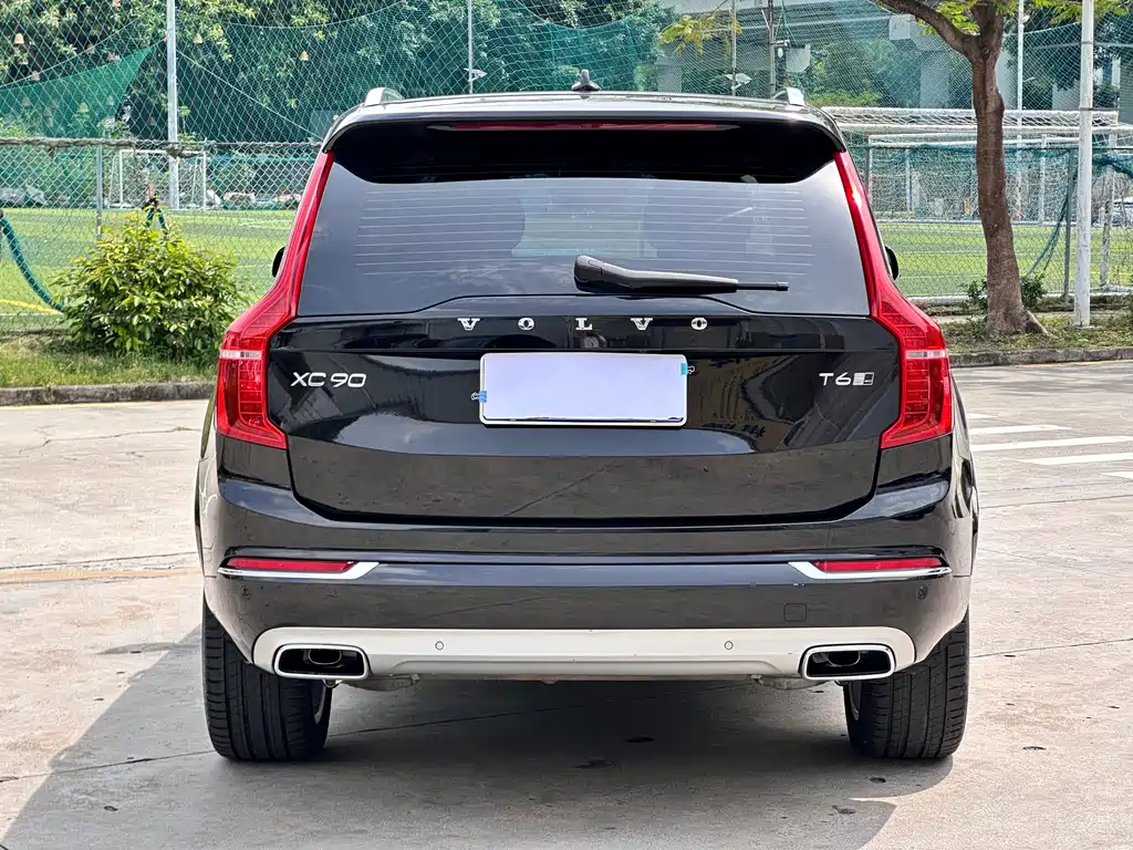 Volvo XC90 2018 — фото 6
