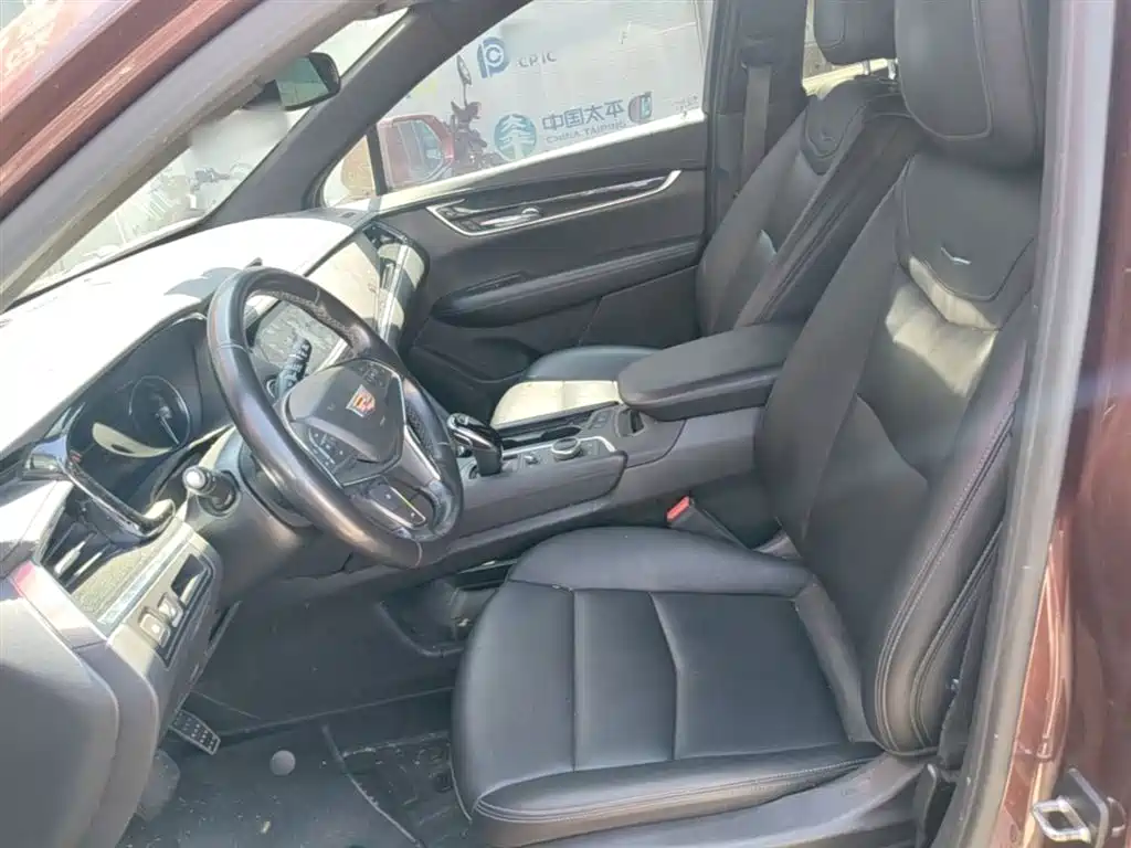 Cadillac XT5 2022 — фото 15