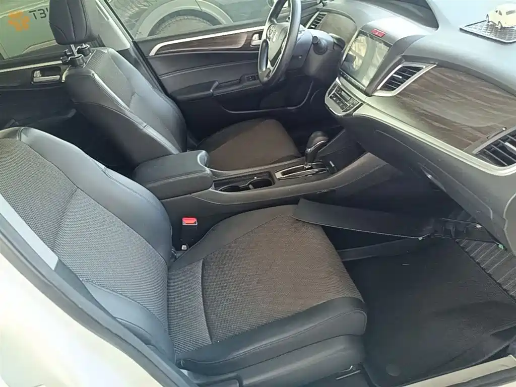 Honda Jade 2019 — фото 25