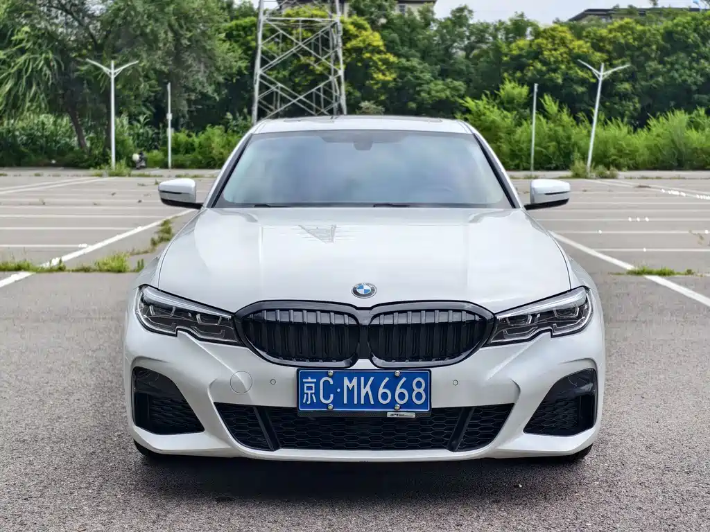 BMW 3 Series 2021