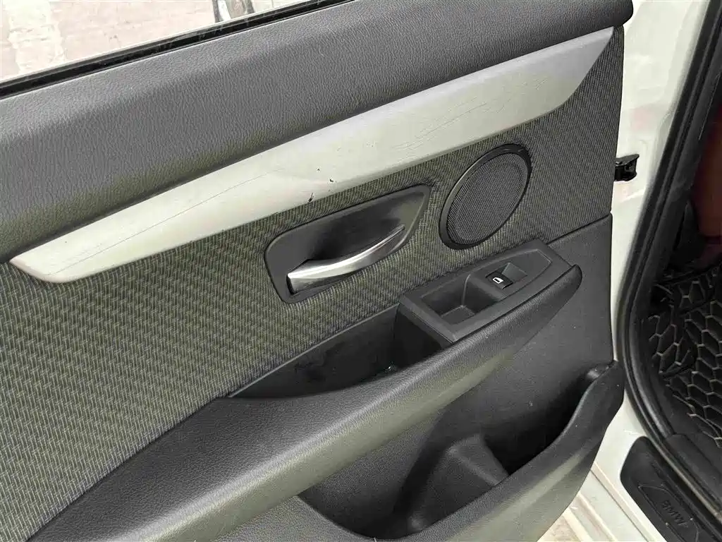 BMW 2 Series Station Wagon 2016 — фото 11