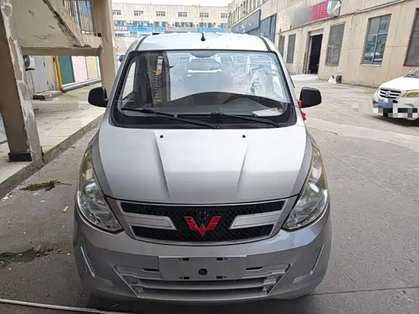 Wuling Rongguang V 2016