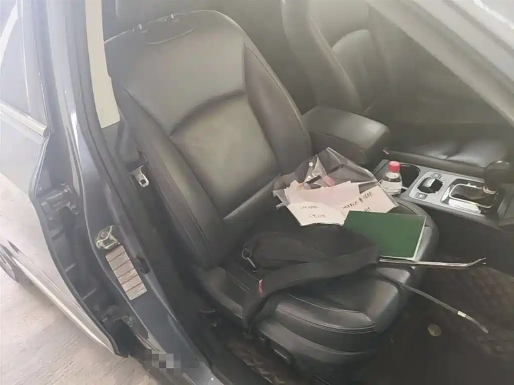 Subaru Outback 2015 — фото 25