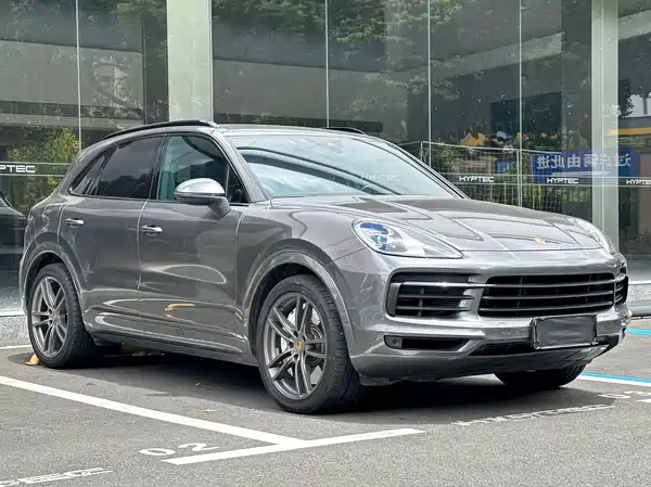 Porsche Cayenne 2020