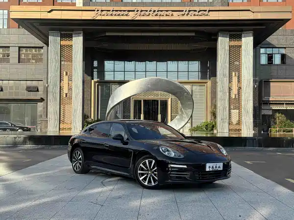 Porsche Panamera 2016
