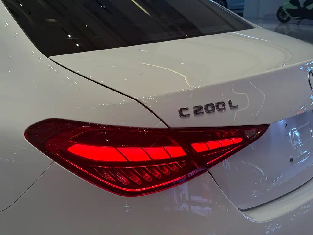 Mercedes-Benz C-Class 2022 — фото 8