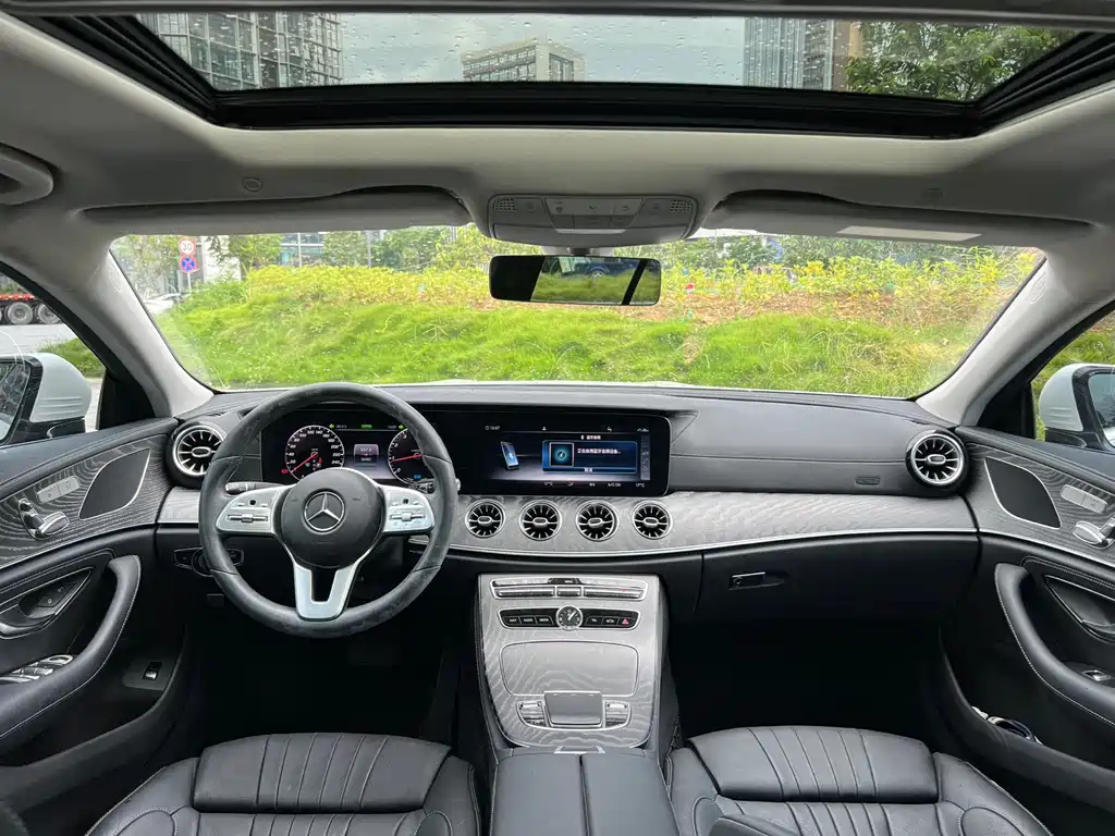 Mercedes-Benz CLS 2020 — фото 17