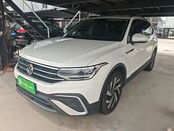 Volkswagen Tiguan L 2022